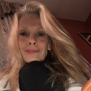 Meet your Posher, Lynn a